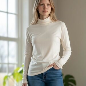 Chico’s Sz 0 S Ivory Cream Long Sleeve Women’s Turtleneck Top Basic Minimalist